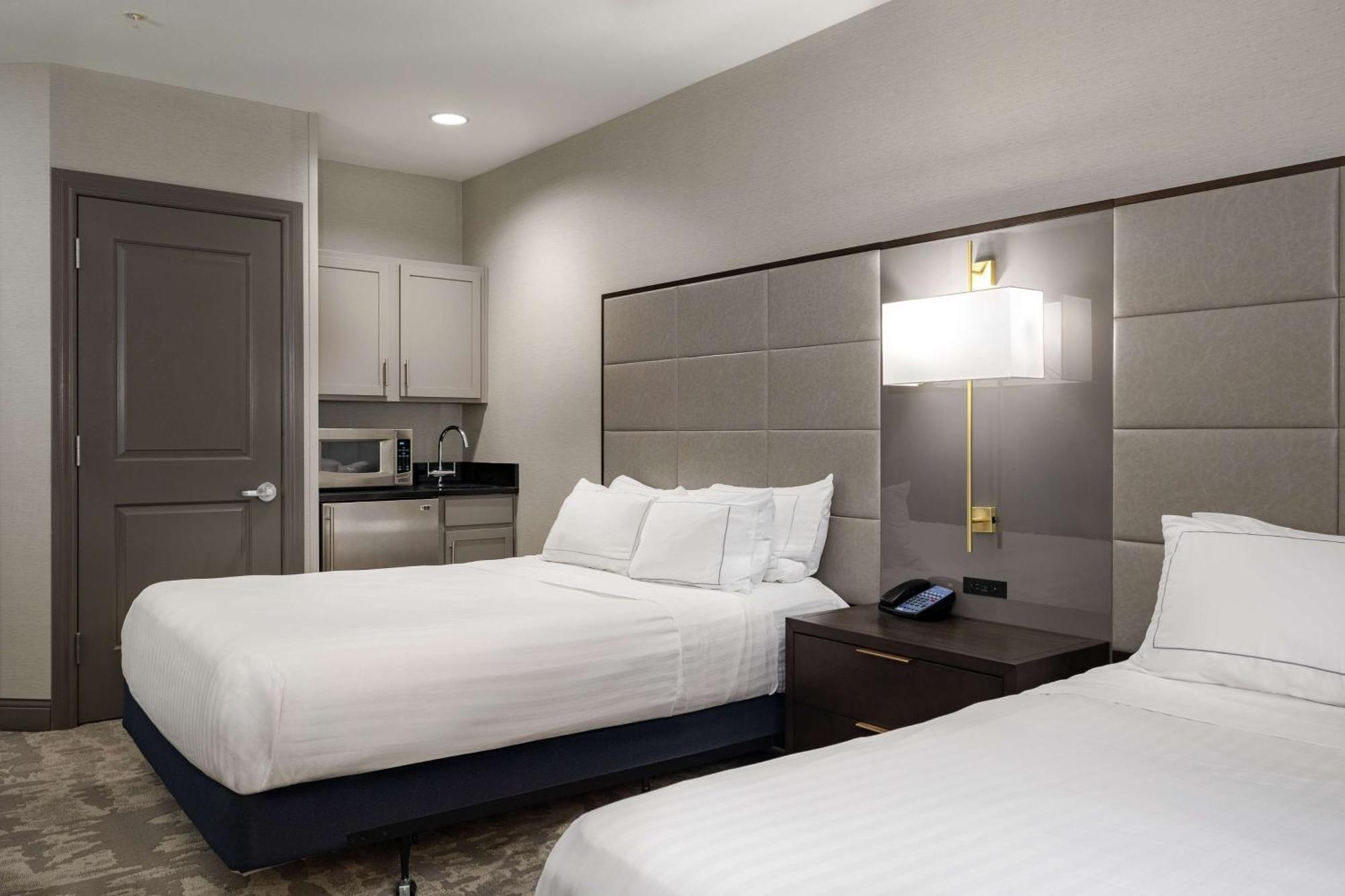 Hotel Hilton Promenade Branson Landing Esterno foto